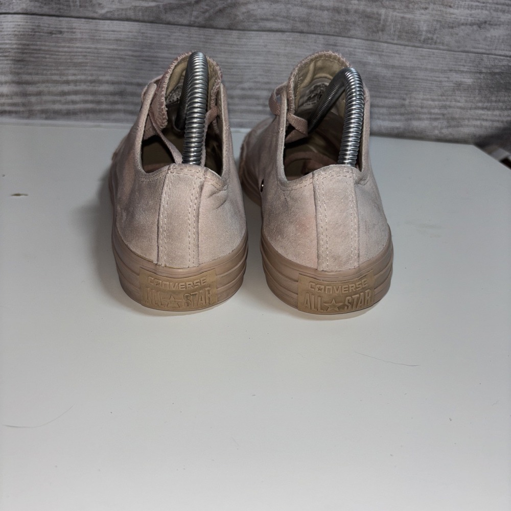 Converse Women's 6.5 CTAS OX Bisque Blush Rose Gold 158411C Suede - Picture 6 of 11
